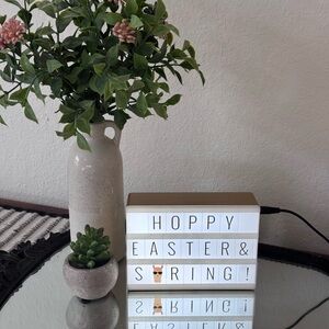 Mini Gold and White LED Lightbox- NWT